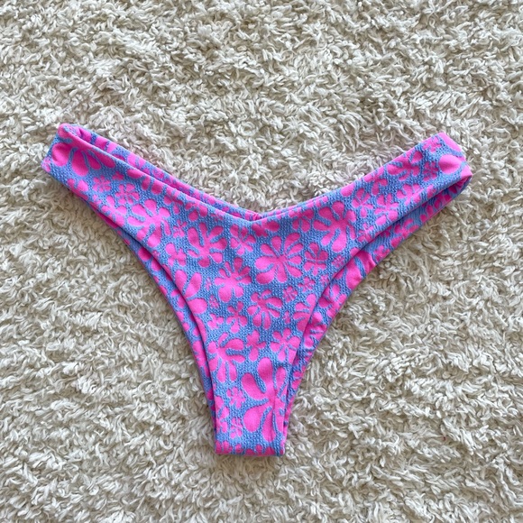 KULANI KINI’S Cheeky V Purple Bikini Bottoms - Kismet - Picture 7 of 9